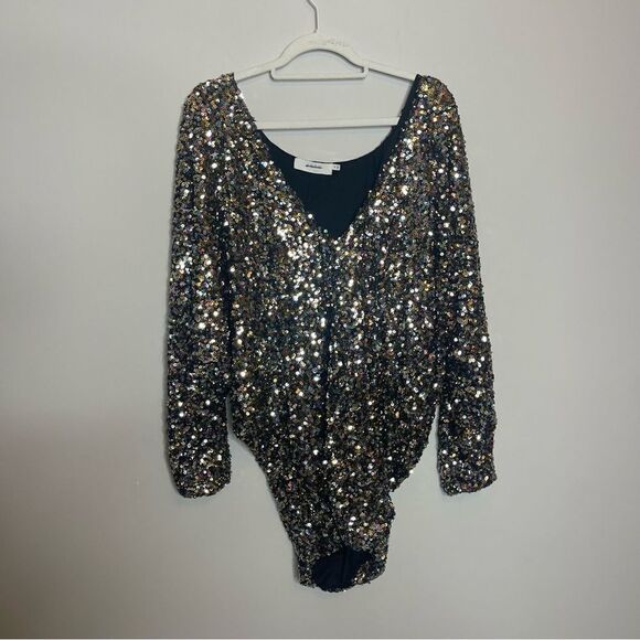 ASTR NEBULA SEQUINS DOLMAN MINI DRESS Medium - Picture 9 of 12